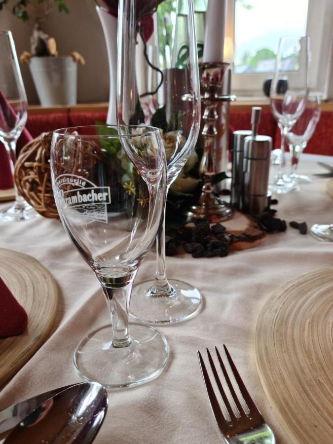Landhotel Weisses Roess'L Adorf Εξωτερικό φωτογραφία