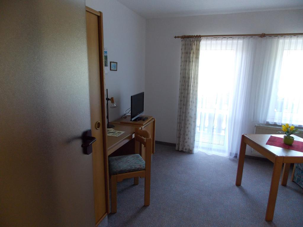Landhotel Weisses Roess'L Adorf Δωμάτιο φωτογραφία