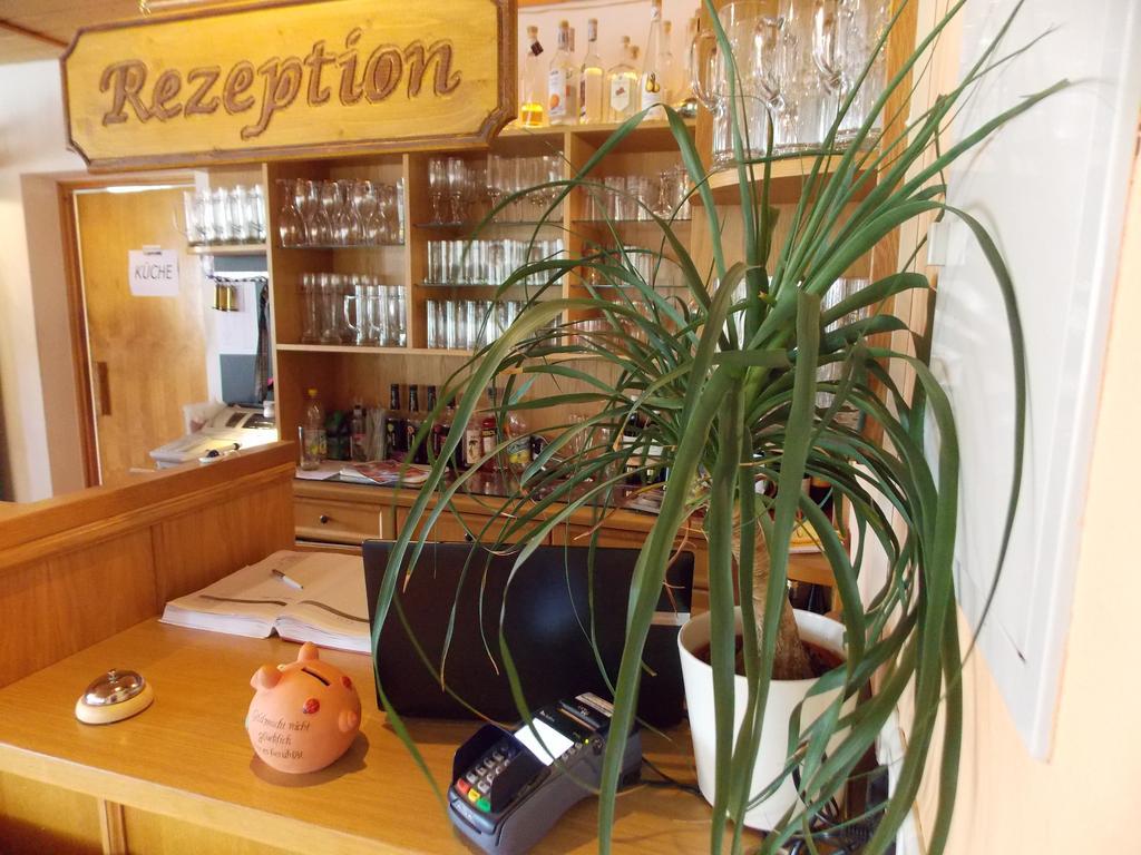 Landhotel Weisses Roess'L Adorf Εξωτερικό φωτογραφία