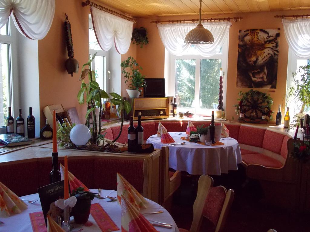 Landhotel Weisses Roess'L Adorf Εξωτερικό φωτογραφία